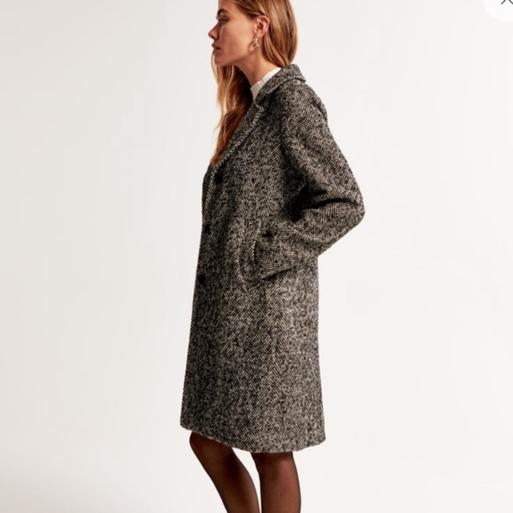 Abercrombie and Fitch Textured Herringbone Dad Coat - Picture 3 of 6